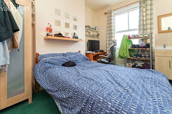 1 Bedroom Terraced House To Rent In Southover Street, Brighton, BN2
