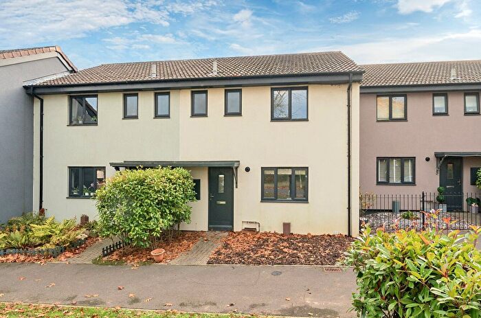 2 Bedroom Detached House To Rent In St. Lucia Park, Bordon, Hampshire, GU35