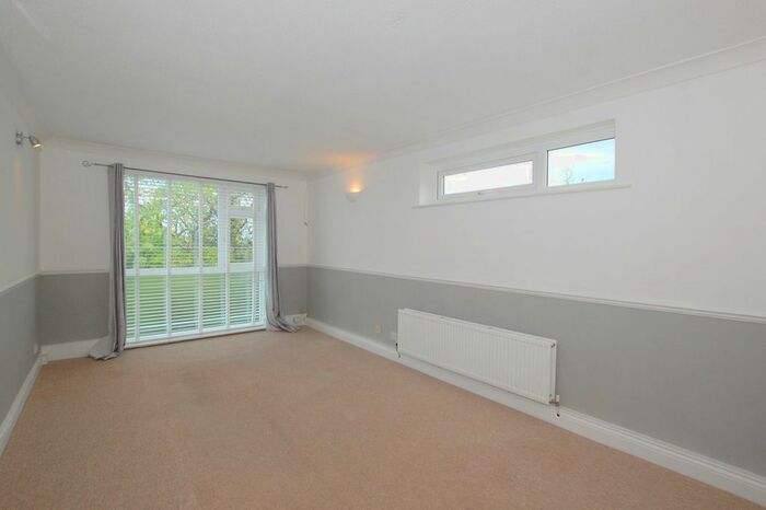 1 Bedroom Flat To Rent In Beaconshaw, Oaklands Road, Bromley, BR1