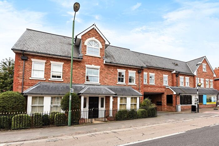 2 Bedroom Flat To Rent In Brockenhurst Road, Ascot, SL5