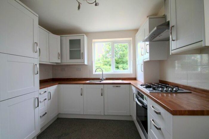 3 Bedroom End Of Terrace House To Rent In Waverley Crescent, Brighton, BN1