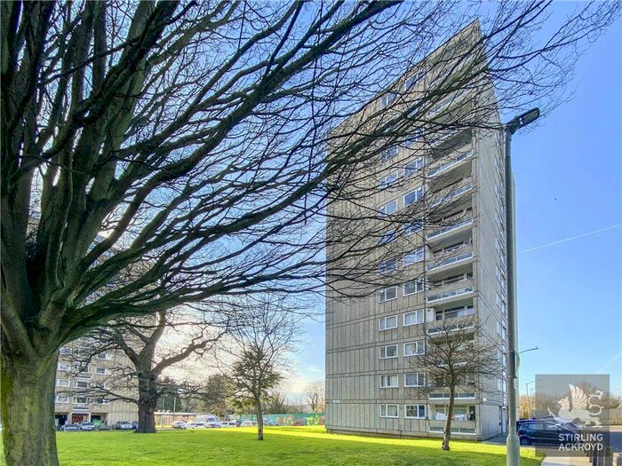 2 Bedroom Flat To Rent In Tangley Grove, Roehampton SW15