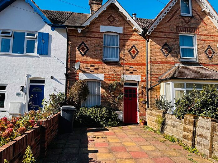 1 Bedroom Property To Rent In Annerley Road, Bournemouth, BH1