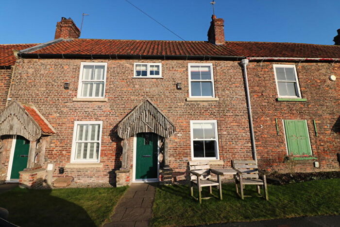 3 Bedroom Terraced House To Rent In Main Street, Brantingham, Brough, HU15