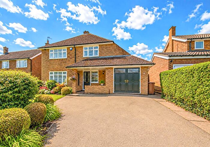 4 Bedroom Detached House For Sale In Chestnut Way, Repton, DE65