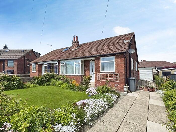 2 Bedroom Bungalow For Sale In Mazebrook Crescent, Drub, Cleckheaton, BD19