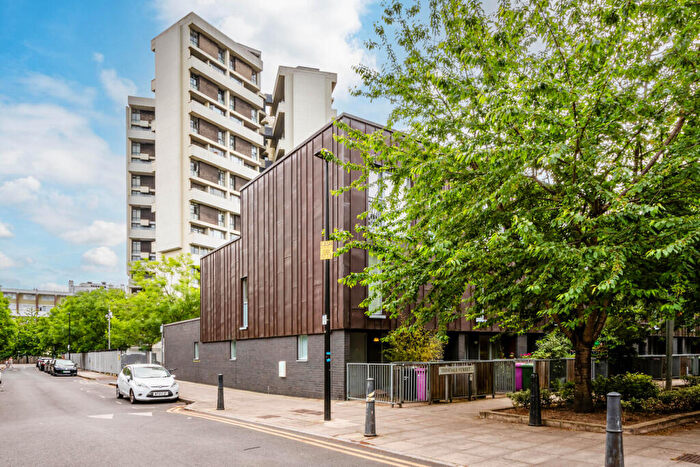2 Bedroom Apartment For Sale In Teesdale Street, London, E2