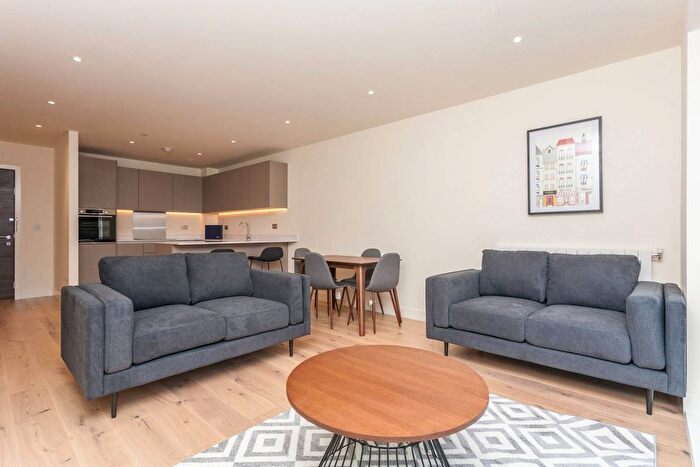 1 Bedroom Flat To Rent In Minotaur House, Woolwich, London, SE18