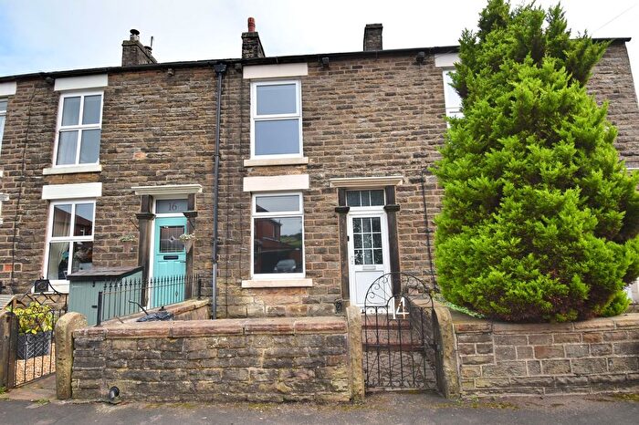 2 Bedroom Terraced House For Sale In Hayfield Road, New Mills, SK22