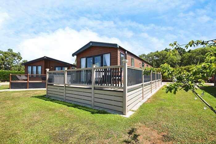 2 Bedroom Park Home For Sale In Kelsey Wood Country Park Great Steeping, Monksthorpe, PE23