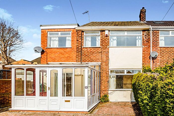 3 Bedroom Semi-Detached House For Sale In Mackie Hill Close, Crigglestone, Wakefield, West Yorkshire, WF4