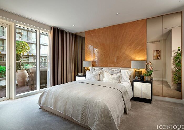 1 Bedroom Flat For Sale In Distillery Wharf Parr's Way, London, W6