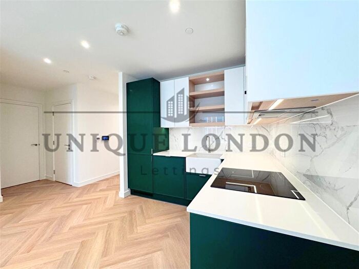 1 Bedroom Flat To Rent In Henshaw Parade, The Hyde, London, NW9