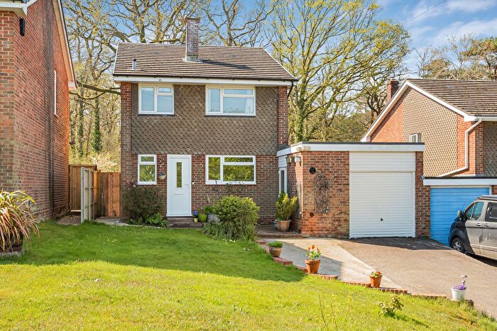 4 Bedroom Detached House For Sale In Greenfields, Nyewood, West Sussex, GU31