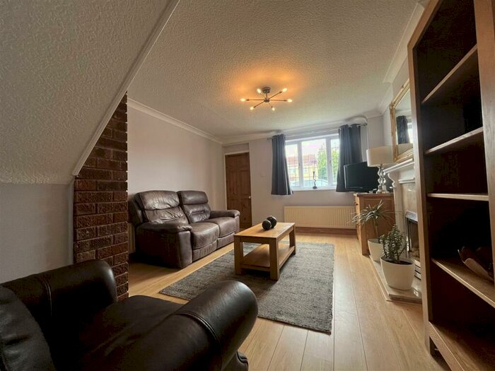 2 Bedroom House To Rent In Marshchapel Close, Cleethorpes, DN35