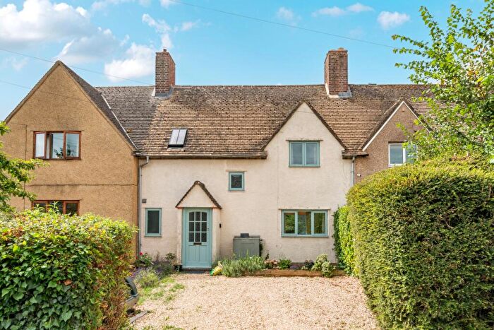 4 Bedroom Terraced House For Sale In Mill Lane, Clanfield, Bampton, Oxfordshire, OX18