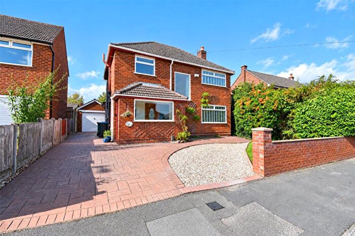 4 Bedroom Detached House For Sale In Underwood Drive, Whitby, Ellesmere Port, CH65
