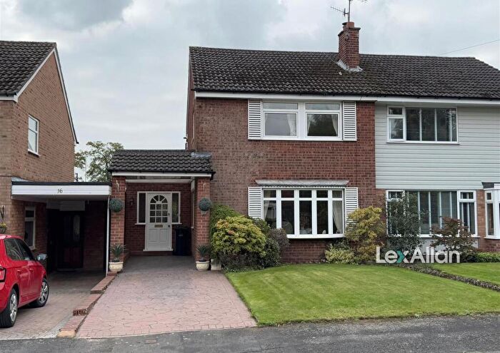 3 Bedroom Semi-Detached House For Sale In Robins Close, Oldswinford, Stourbridge, DY8