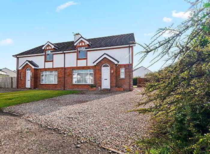 5 Bedroom Semi-Detached House For Sale In Cromlech Park, Portstewart, BT55