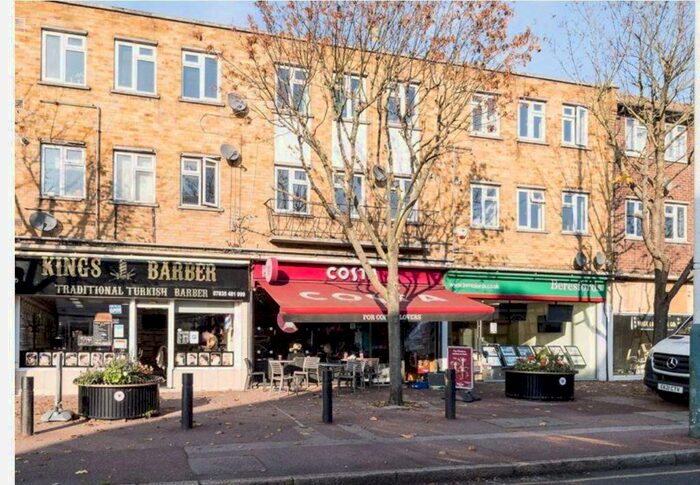 2 Bedroom Flat To Rent In Main Road, Romford, London, RM2