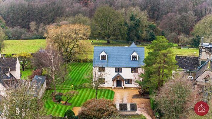 6 Bedroom Detached House For Sale In Broadlands, Churchfields, OX29