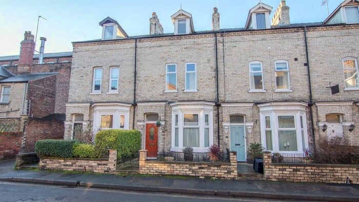4 Bedroom Terraced House To Rent In Claremont Terrace, York, YO31