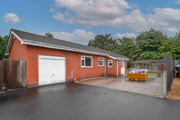 2 Bedroom Bungalow To Rent In Torre Avenue, Northfield, Birmingham, B31