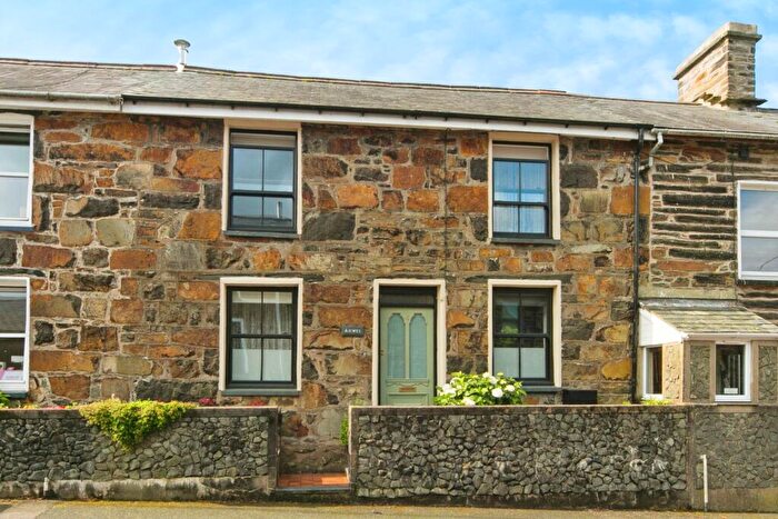 3 Bedroom Terraced House For Sale In Bryn Brisgyll, Blaenau Ffestiniog, Gwynedd, LL41