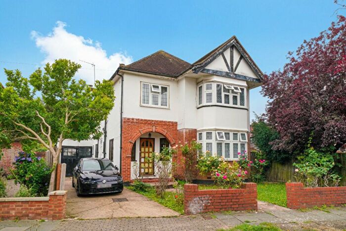 4 Bedroom Detached House For Sale In Amery Road, Pebworth Estate, Harrow, Middlesex, HA1