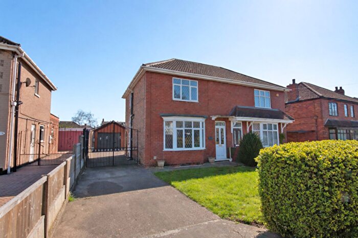 3 Bedroom Semi Detached House For Sale In Bottesford Road, Scunthorpe, DN16