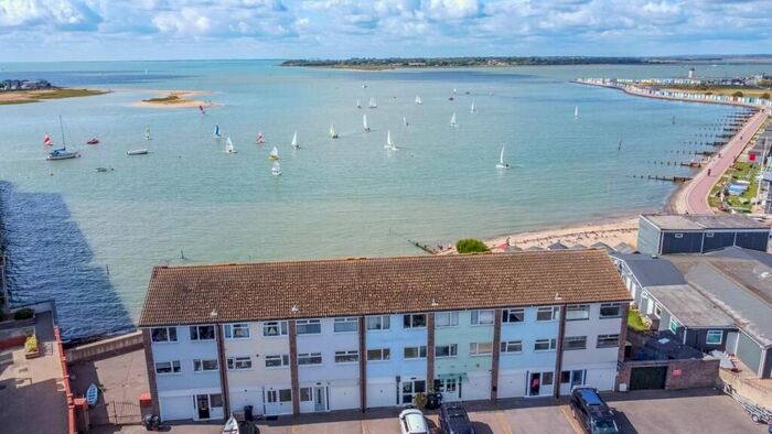 3 Bedroom Town House To Rent In Fieldgate Dock, Brightlingsea, Colchester, CO7