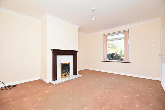 3 Bedroom Semi-Detached House For Sale In The Pines, Acton, Wrexham, LL12 - Photo 4