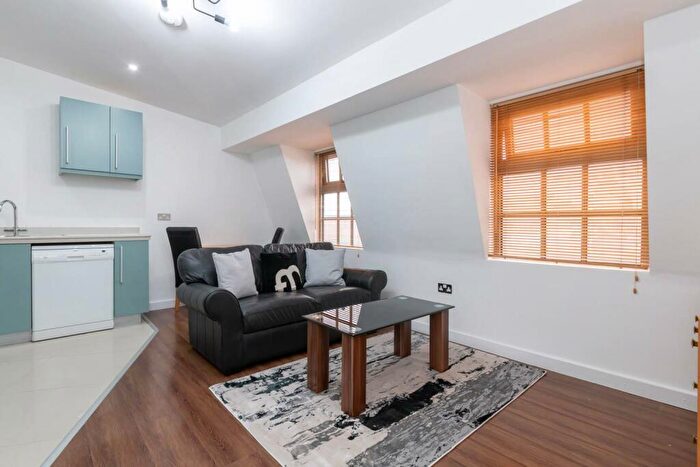 1 Bedroom Apartment To Rent In Kenyon Forge, Kenyon Street, B18