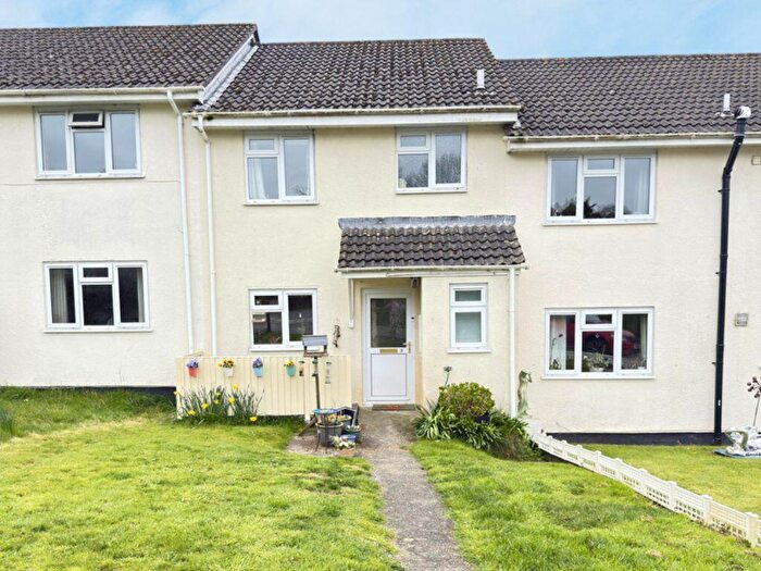 3 Bedroom Terraced House For Sale In Lifton, PL16