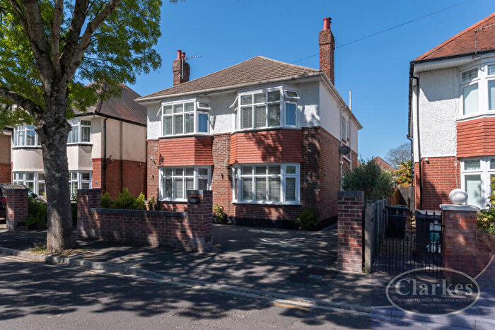 4 Bedroom Detached House For Sale In Norton Road, Bournemouth, BH9