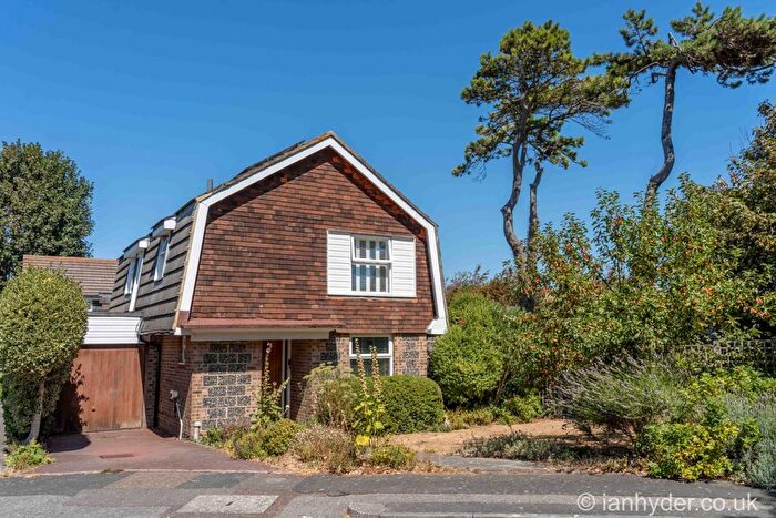 4 Bedroom Detached House For Sale In The Rotyngs, Rottingdean, Brighton, BN2