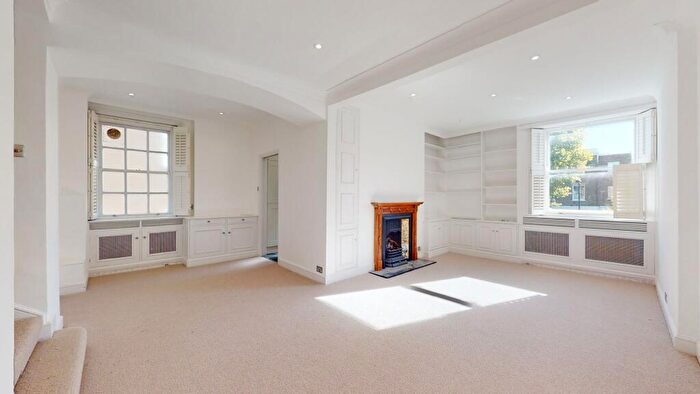 2 Bedroom Apartment To Rent In Hamilton Terrace, London, NW8