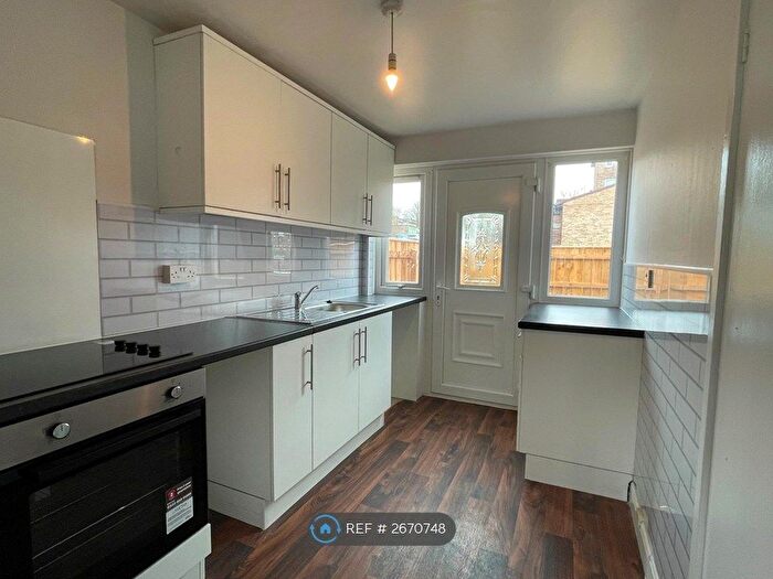 3 Bedroom Terraced House To Rent In Hallington Head, Newton Aycliffe, DL5