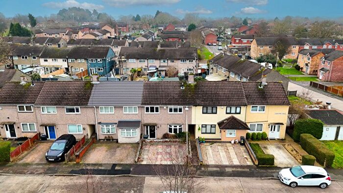 3 Bedroom Town House For Sale In Queensferry Parade, Leicester, LE2