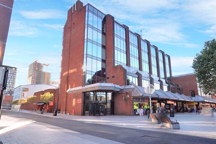 2 Bedroom Apartment For Sale In St Anns Road, Harrow, HA1