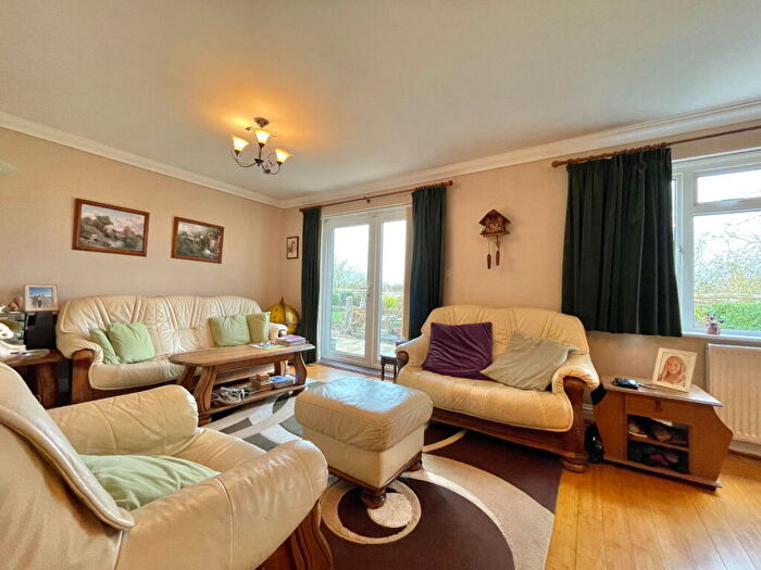 3 Bedroom Detached Bungalow For Sale In Overstone Drive, Coldham, PE14