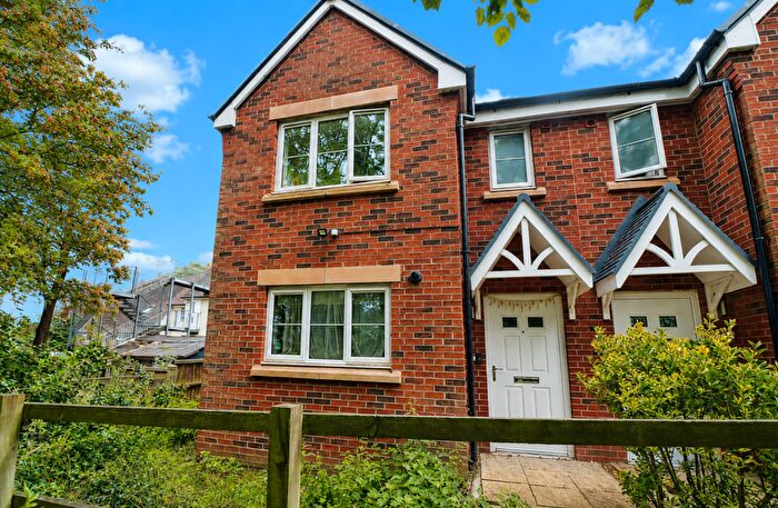 3 Bedroom Semi Detached House For Sale In Woodend Close, Grays, RM17