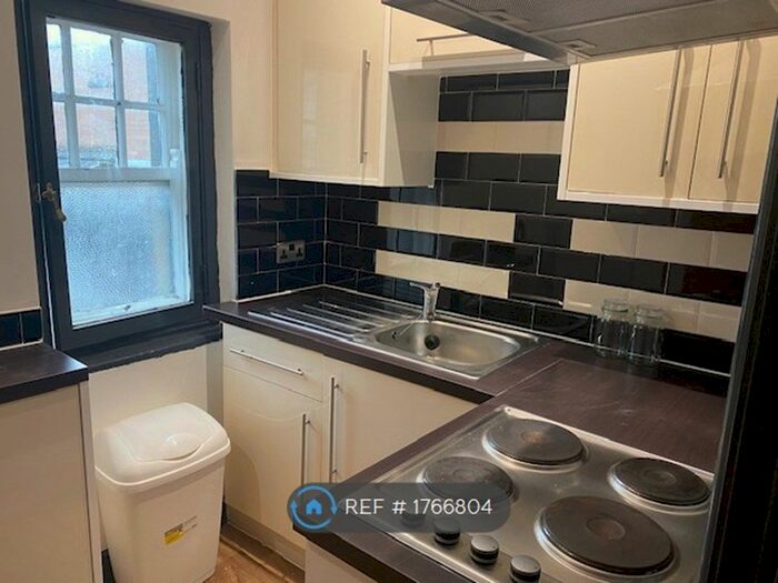1 Bedroom Flat To Rent In Westgate, Huddersfield, HD1