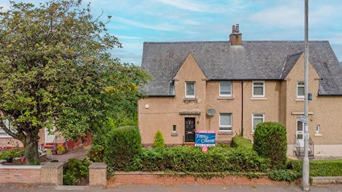 3 Bedroom Semi-detached House For Sale In Gallowhill Road, Lenzie, G66
