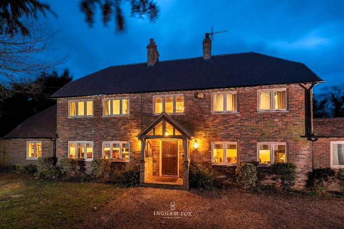 5 Bedroom Detached House For Sale In North Street, Ropley, SO24