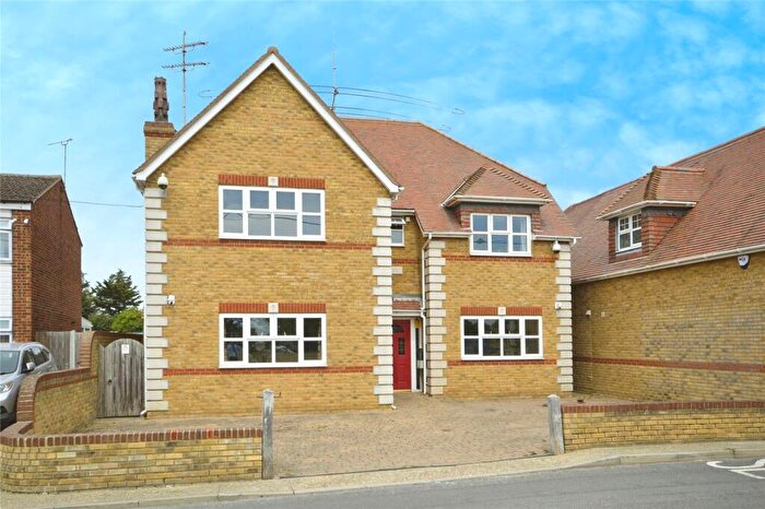 5 Bedroom Detached House For Sale In High Street, Isle Of Grain, Rochester, Kent, ME3
