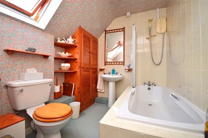 2 Bedroom Semi-Detached House For Sale In Bow Street, Langport, TA10