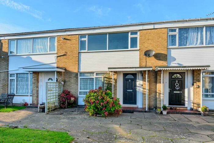 2 Bedroom Terraced House To Rent In Hastoe Park, Aylesbury, HP20