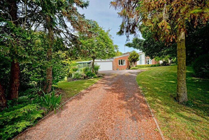 4 Bedroom Detached House For Sale In The Pentelows, Covington, PE28