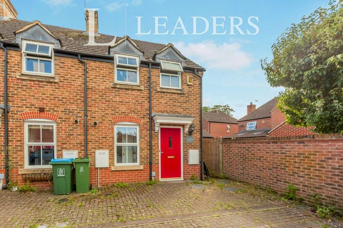 2 Bedroom Property To Rent In Hudson Mews, Aylesbury, HP19